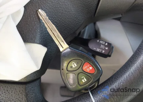 2012 Toyota Rav4 z USA, uszkodzony, nr VIN 2T3JF4DV6CW180407